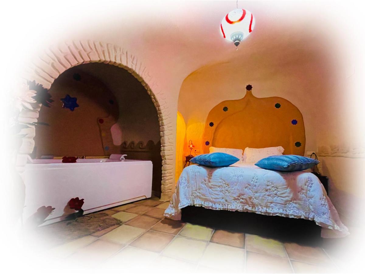 Casas Cueva El Castano Pension Pampaneira Buitenkant foto